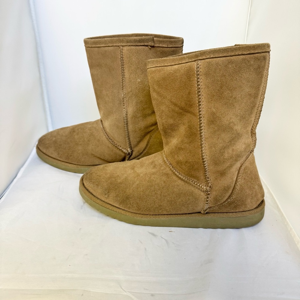 Xhilaration Tan Suede Winter Boots Size 8  Faux Fur Cozy Cabincore Y2K Comfy